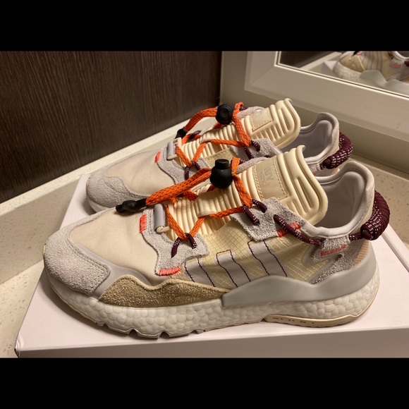 IVY PARK Shoes - Adidas x Ivy Park Nite Joggers - Drop 1